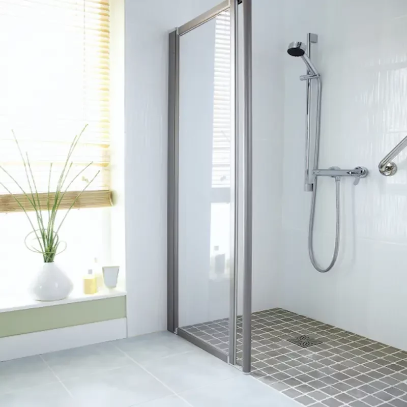 la-douche-pmr-et-ses-equipements_3